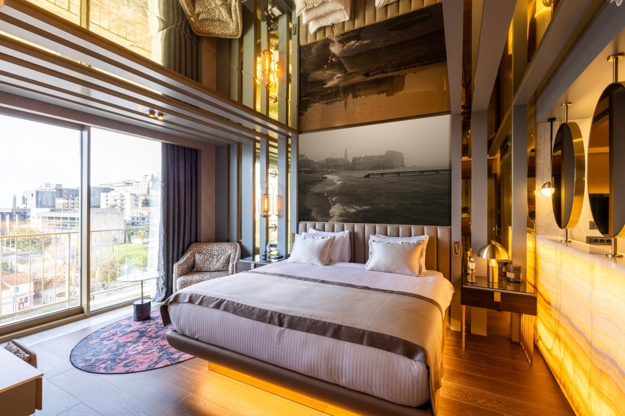 בודווה Merit Starlit Hotel & Residences מראה חיצוני תמונה