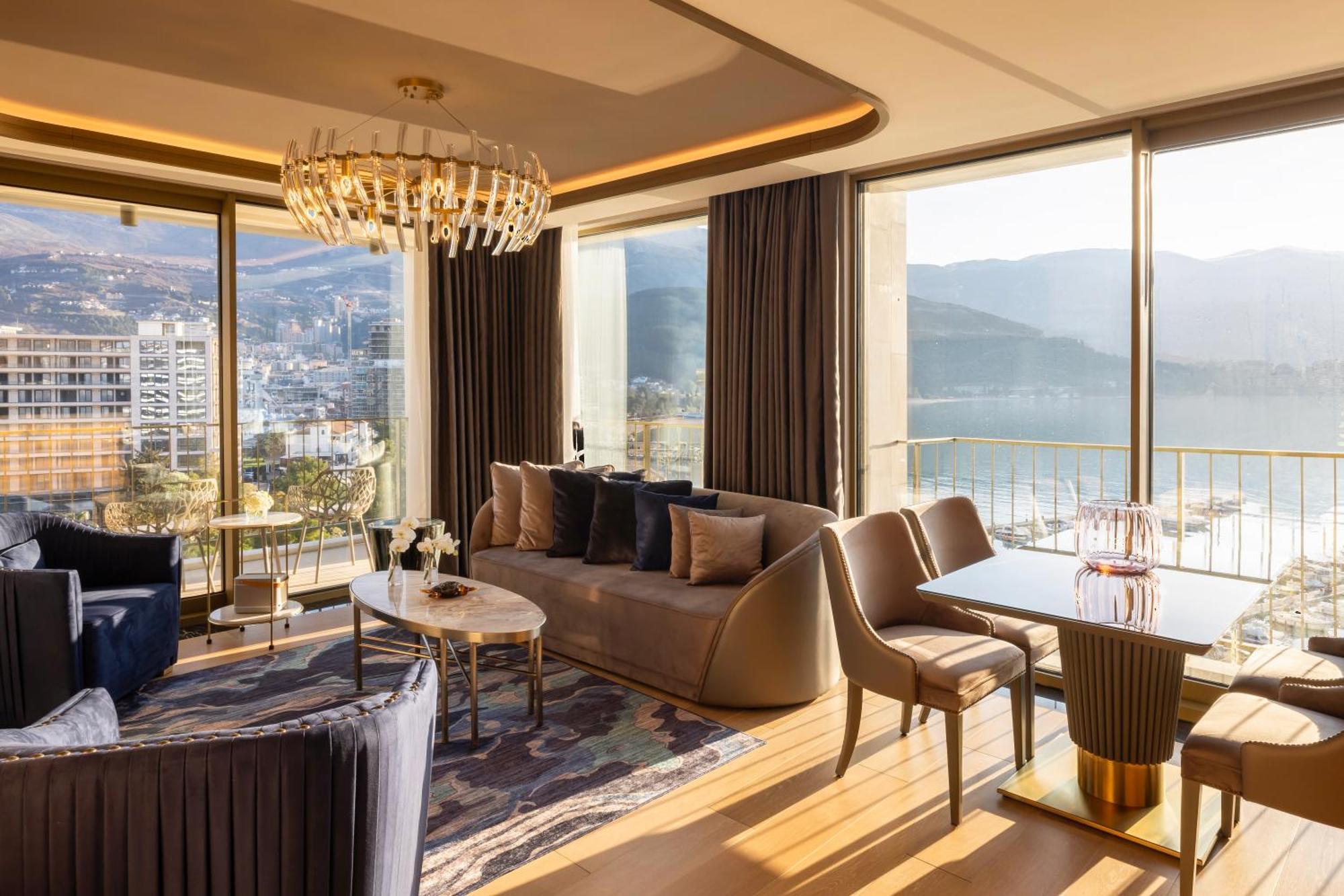בודווה Merit Starlit Hotel & Residences מראה חיצוני תמונה