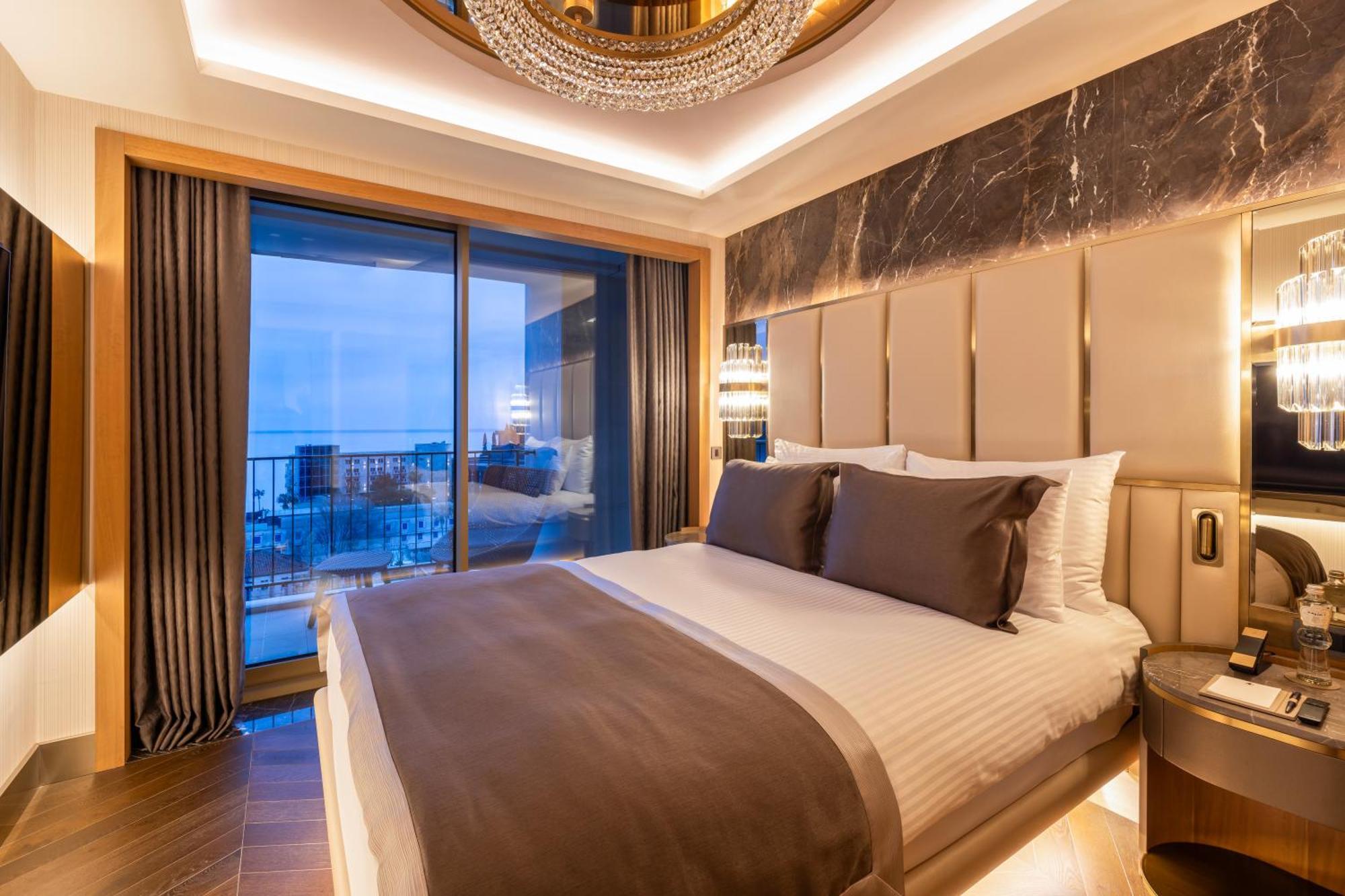 בודווה Merit Starlit Hotel & Residences מראה חיצוני תמונה