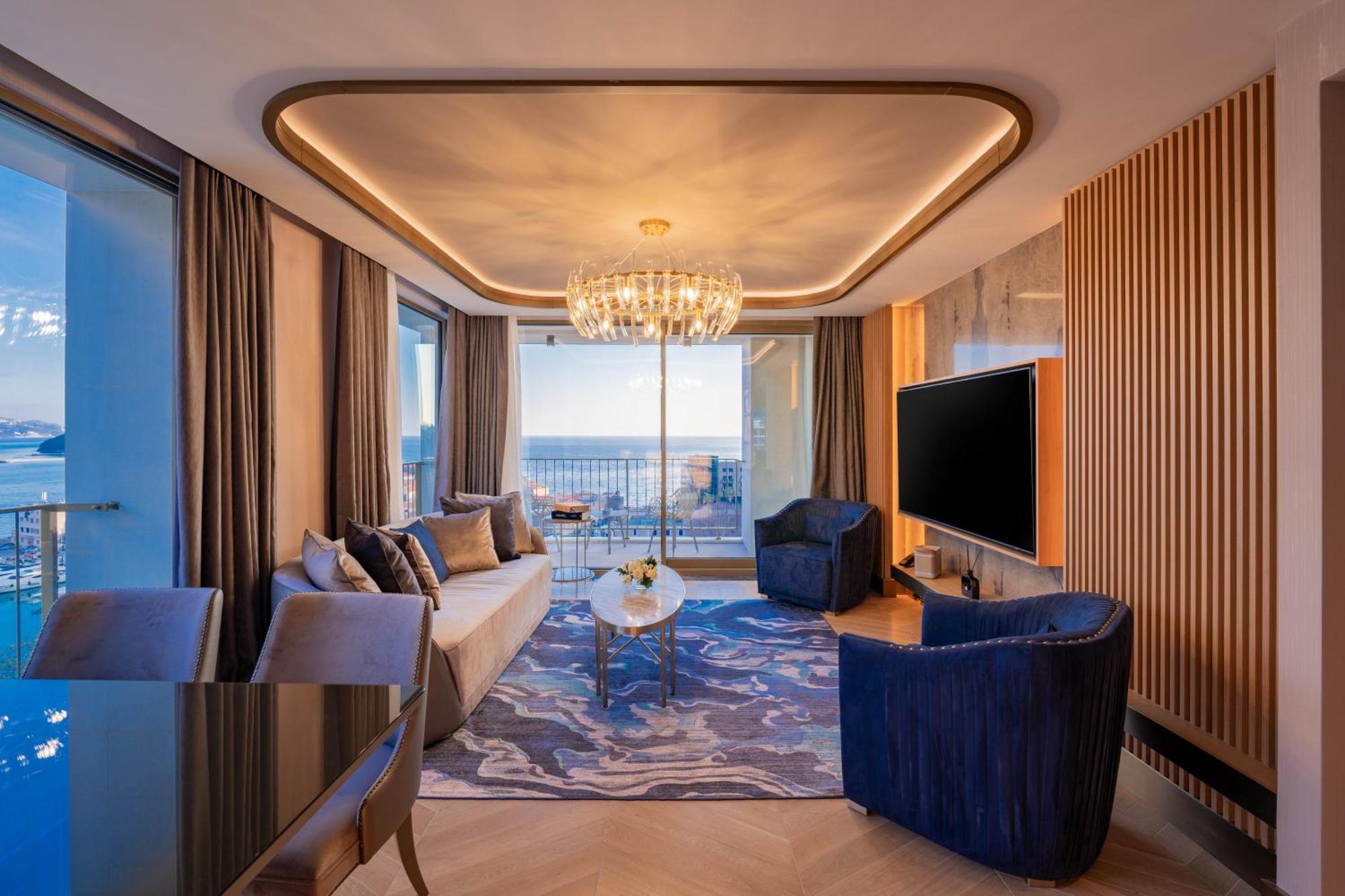 בודווה Merit Starlit Hotel & Residences מראה חיצוני תמונה