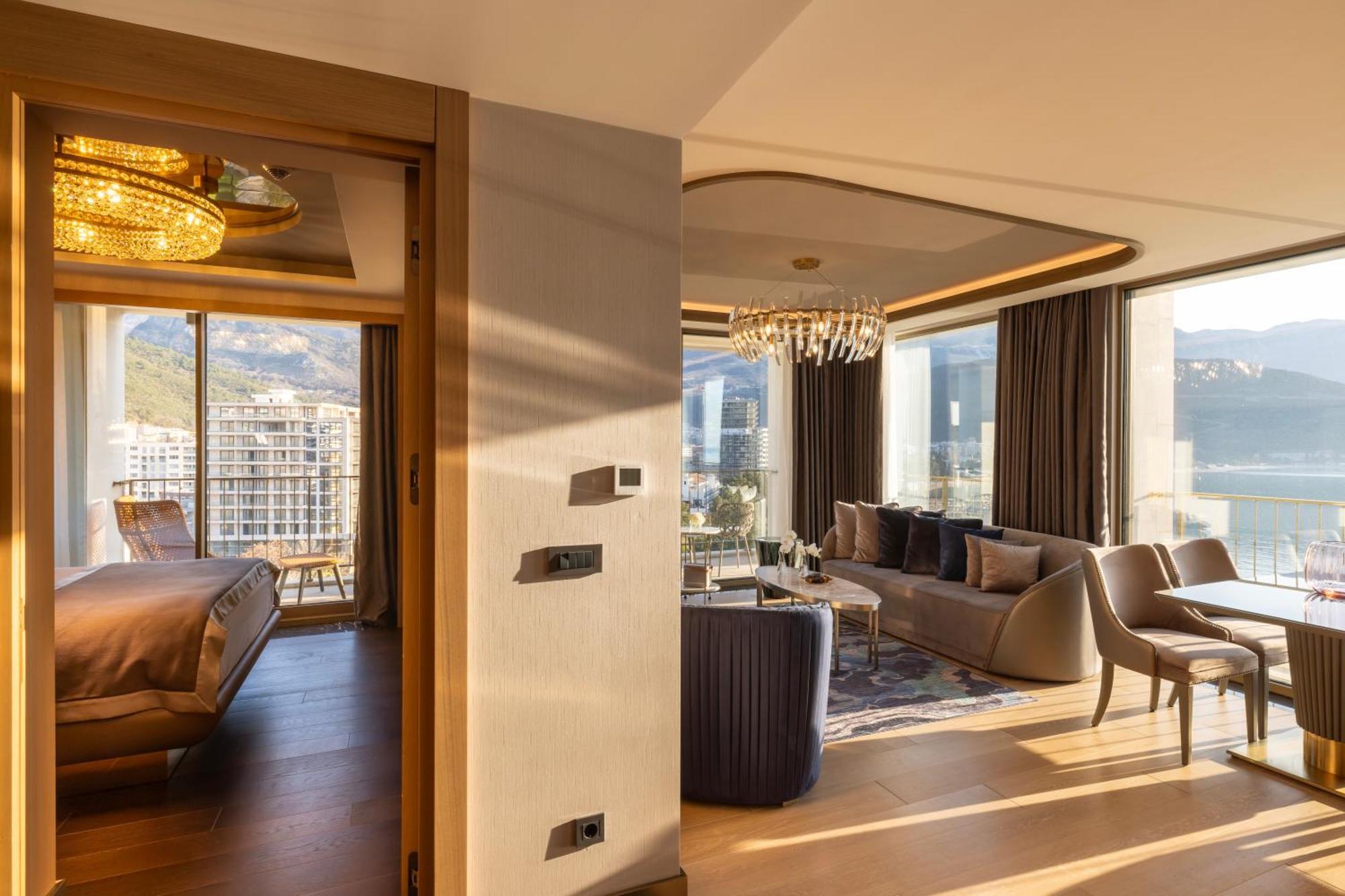 בודווה Merit Starlit Hotel & Residences מראה חיצוני תמונה