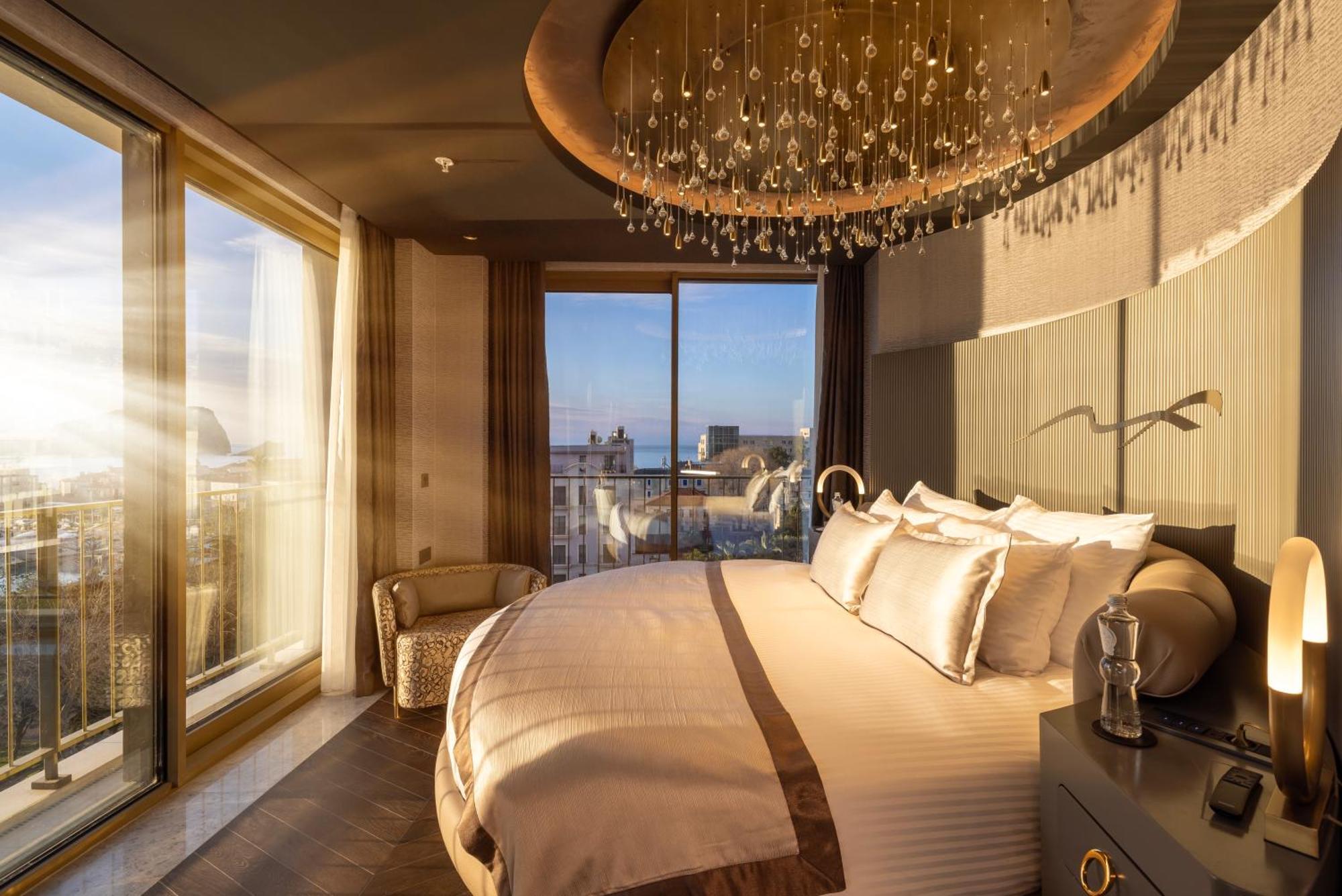 בודווה Merit Starlit Hotel & Residences מראה חיצוני תמונה
